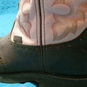 Justin~Gypsy~Steel Toe boots 9.5B